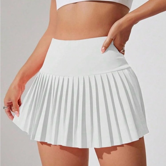 Pleated Skater Skirt - Black, White, Pink set of 3 tennis skirts NWT - Picture 3 of 8